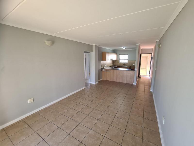 To Let 2 Bedroom Property for Rent in Vredekloof East Western Cape